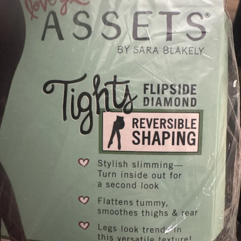 SPANX LOVE YOUR ASSETS FLIPSIDE DIAMOND REVERSIBLE SHAPING TIGHTS Size 2  BLACK